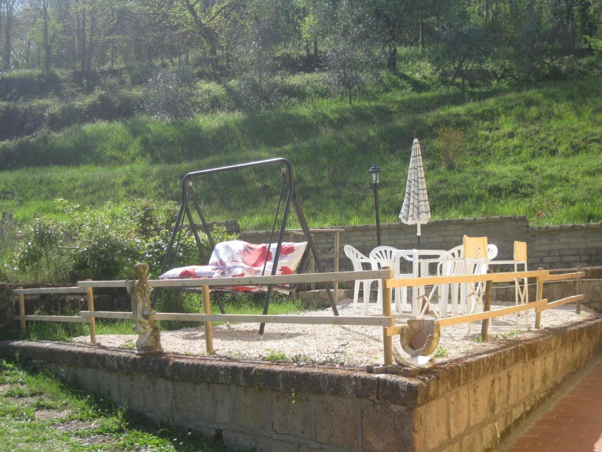 Alloggio Turistico Mooneyes Apartment Castiglione In Teverina Екстериор снимка